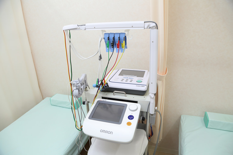 心電図・血圧脈波検査装置（血管年齢）